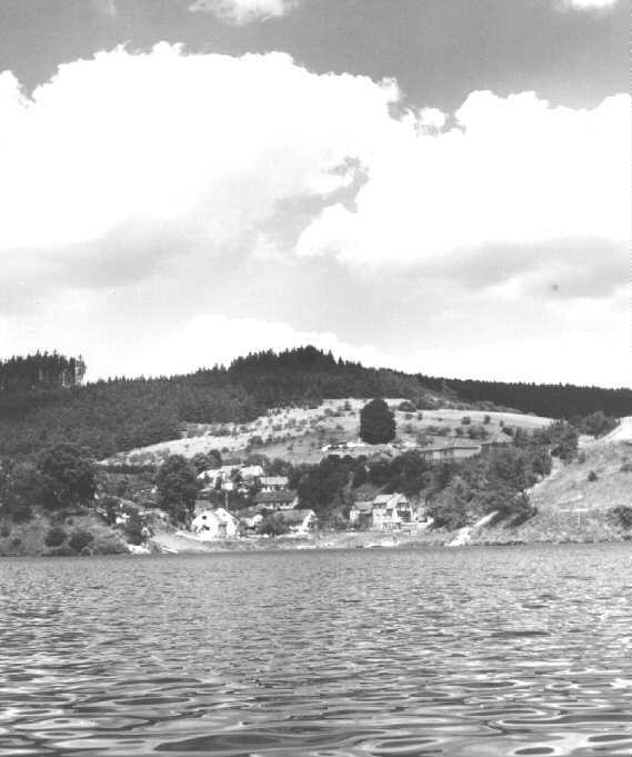 PO2.JPG (35711 bytes)